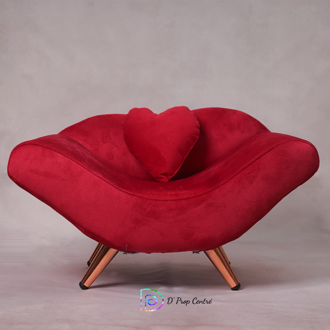 Lip Sofa