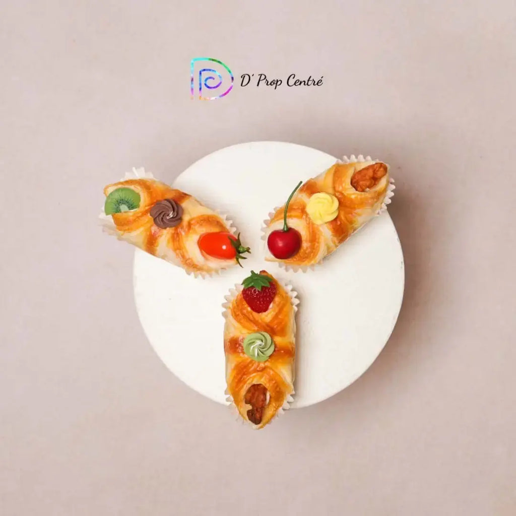 Pastries  (Set of 3)