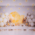 Daisy Honeybee Backdrop