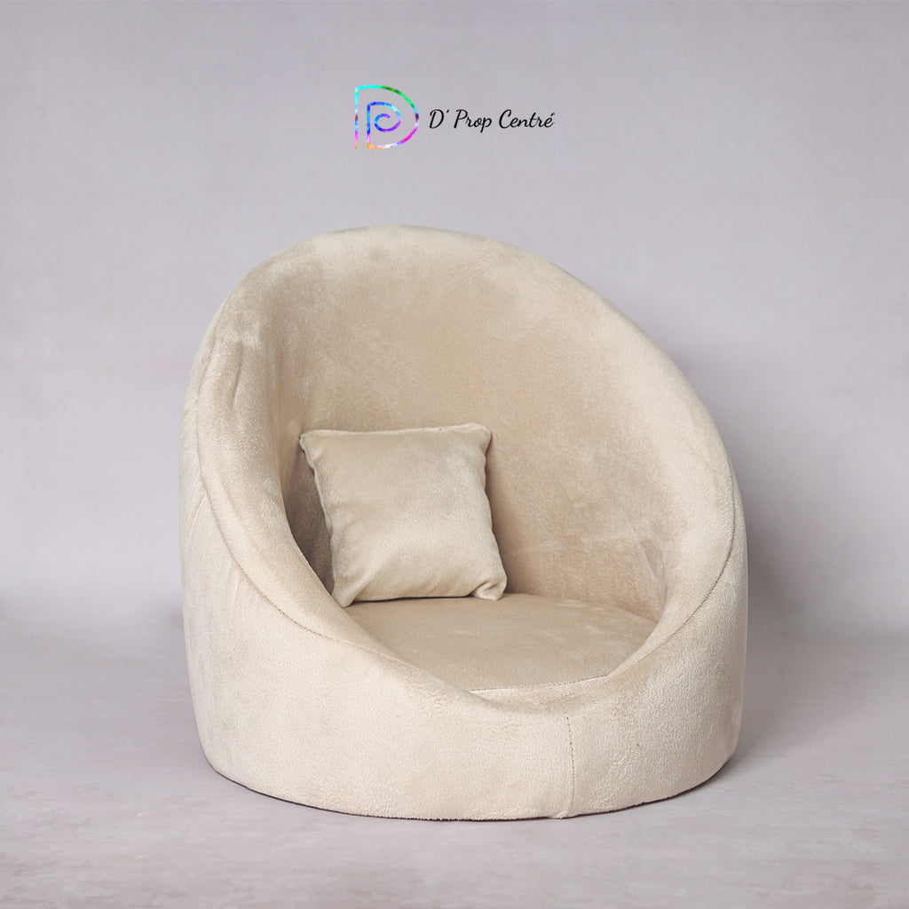 Posing Pod Sofa