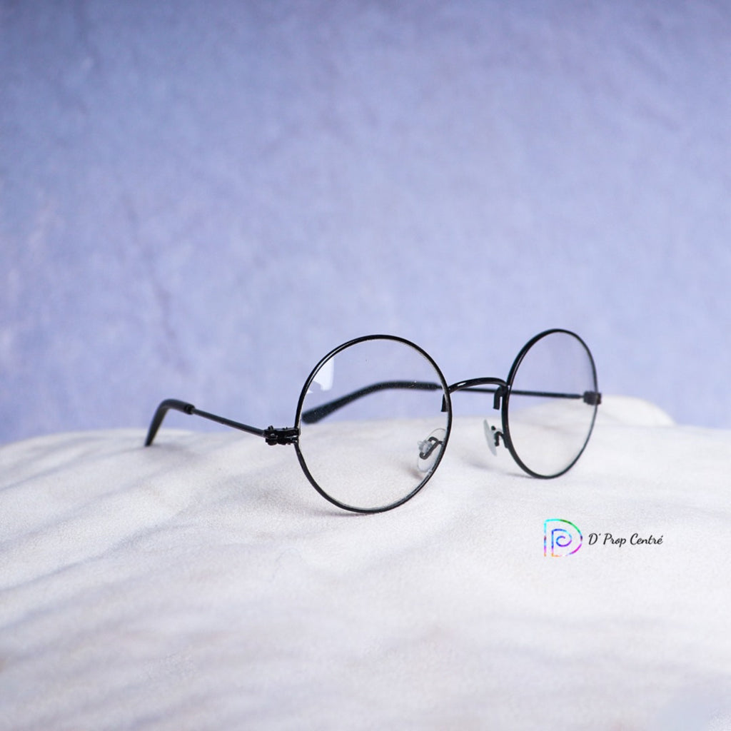 Newborn Glass - Black Frame