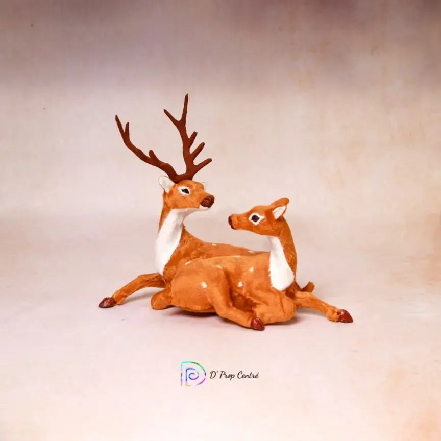 Sitting Reindeer Pair